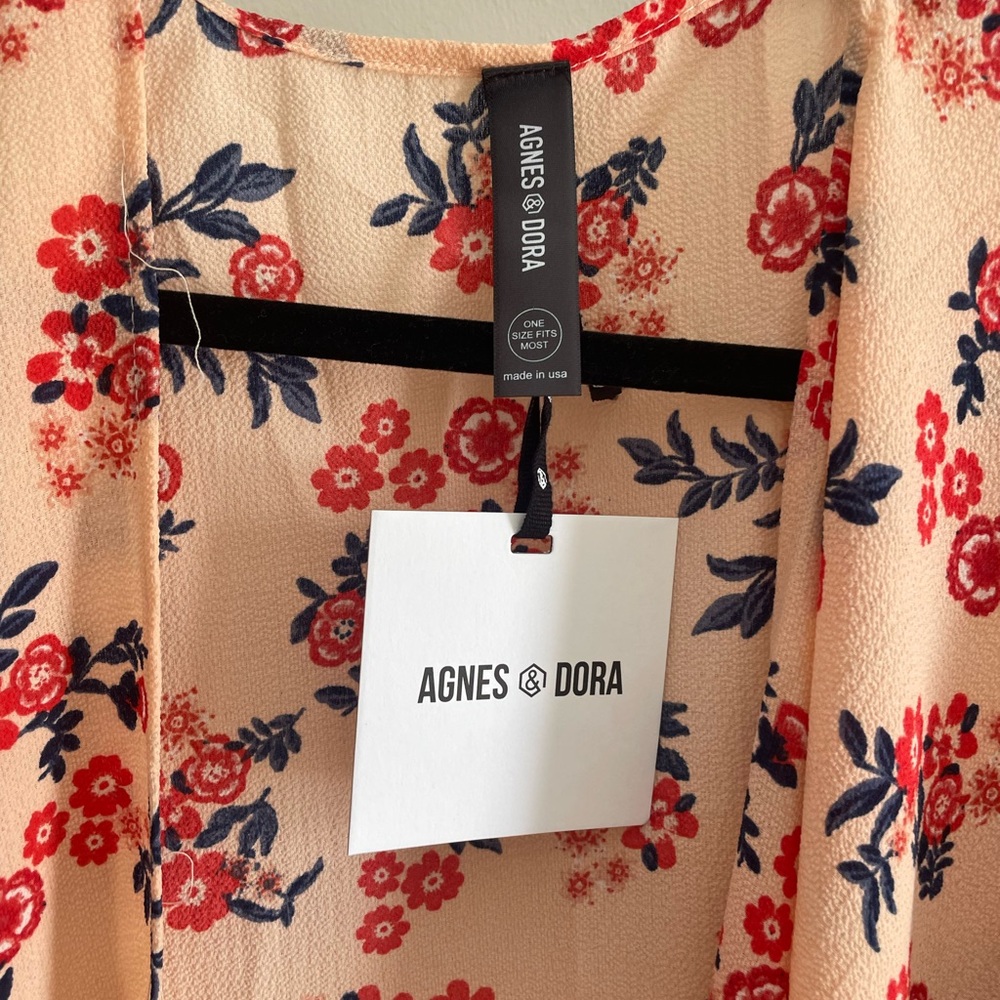 Agnes & Dora Peach Floral Open-Front Kimono with Red & Navy Accents - Picture 2 of 5